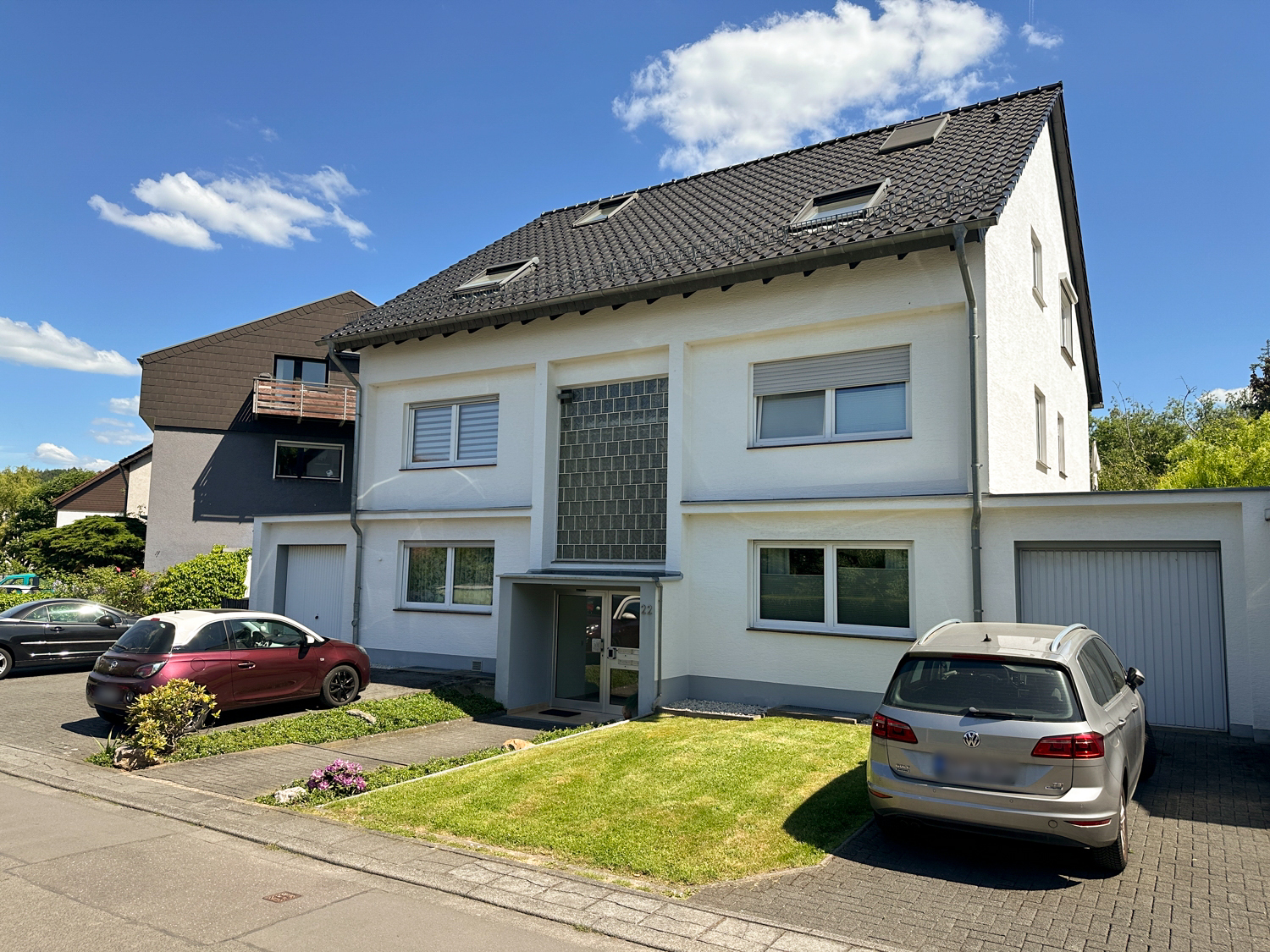 Gepflegtes Mehrfamilienhaus mit 6 Wohnungen