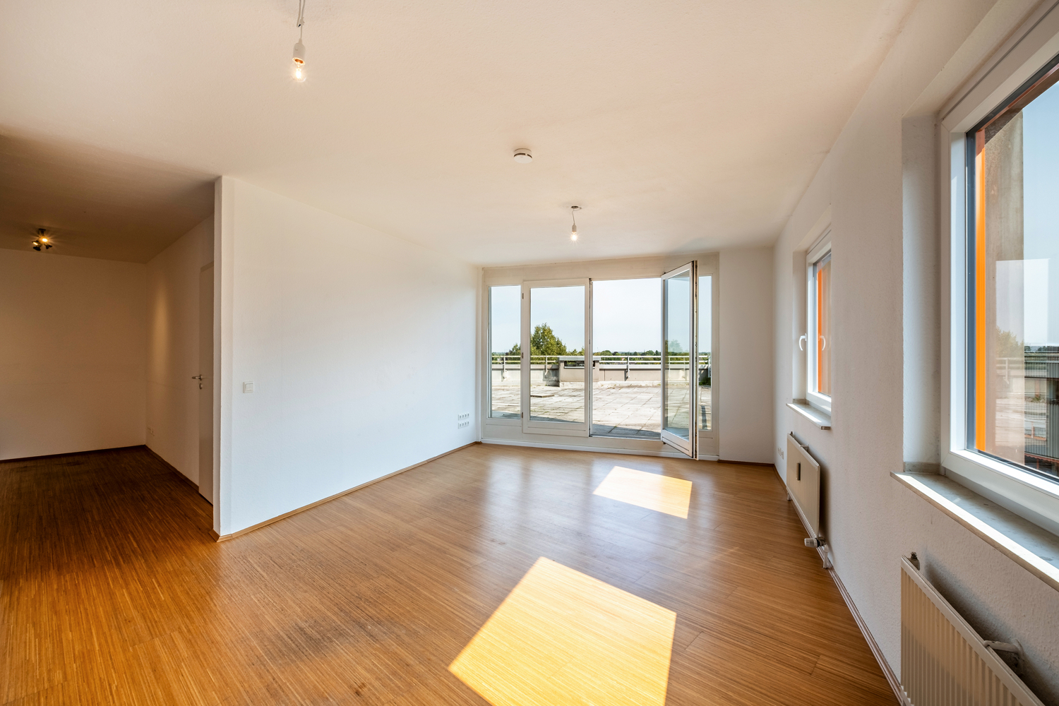 Penthouse-Feeling / Barrierefreie 3-Zimmer-Wohnung inkl. Tiefgaragenstellplatz